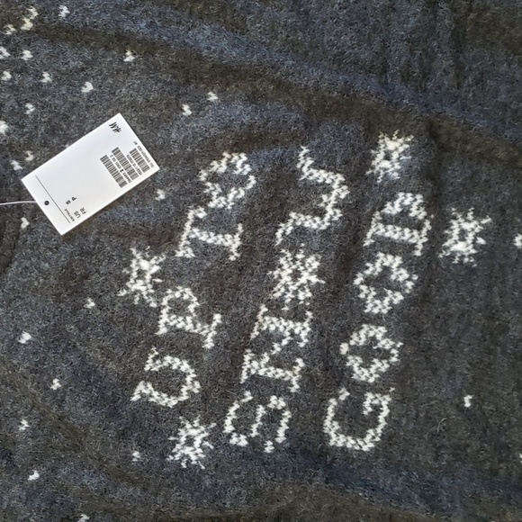 NWT HM Up to Snow Good Cute Gray Sweater - Hearts - Picture 5 of 9